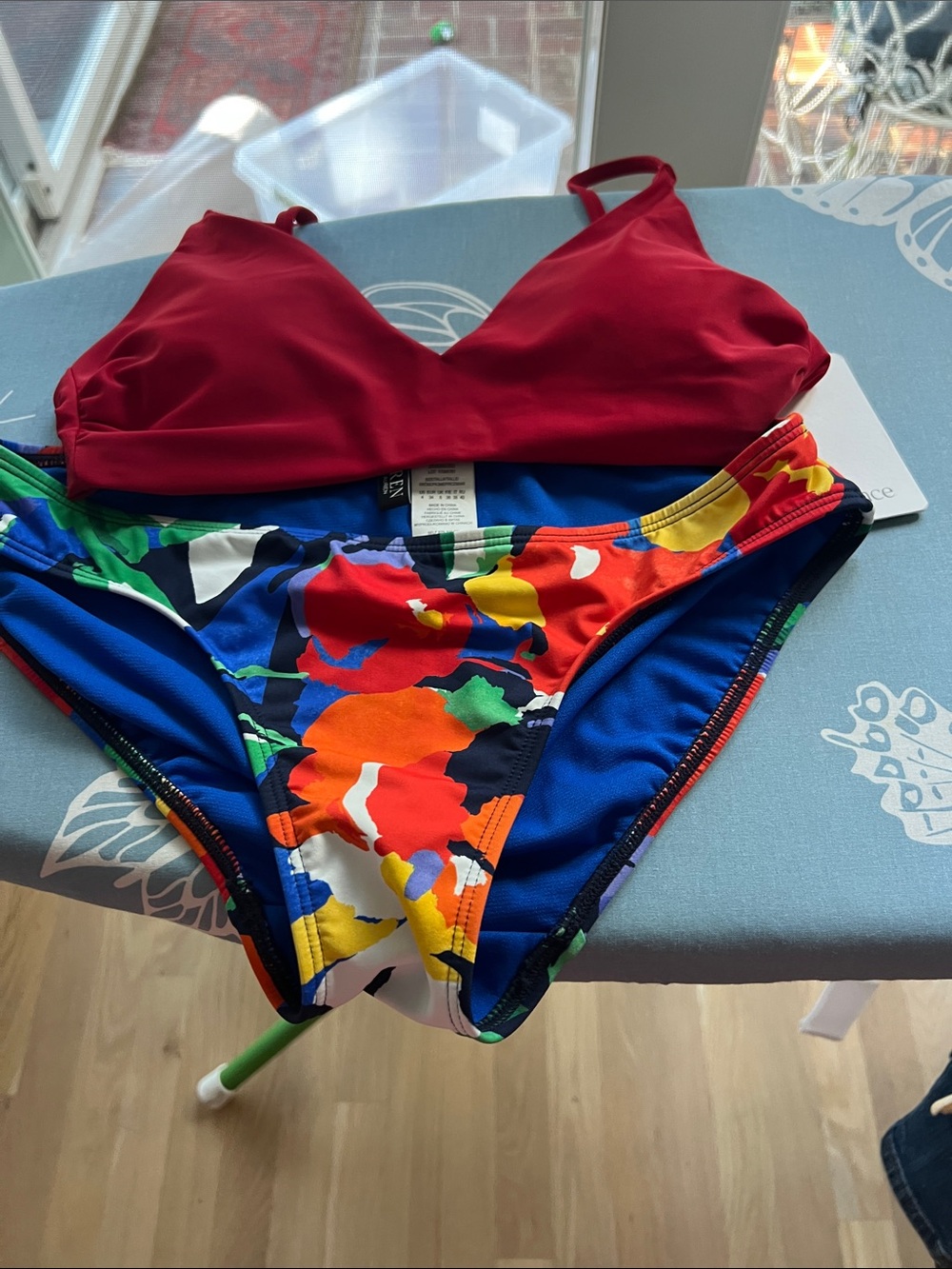 Girls' Red & Multi Floral One-Piece Swimsuit red top small 🆕